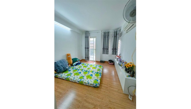 Vị trí đẹp, HXH Nguyễn Tư Giản, Phường 12, Gò Vấp. Nhà 4 tầng, 6PN, chỉ 5.48 tỷ