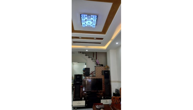 Bán nhà mặt tiền Phạm Thế Hiển 62m2 4 tầng  phường 4 quận 8 giá 15 tỷ