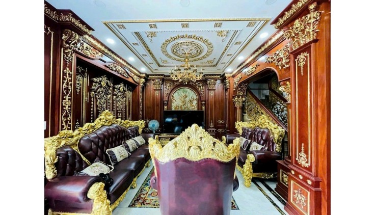 Xuất cảnh bán rẻ biệt thự dát vàng đẳng cấp tại Thành phố Hồ Chí Minh