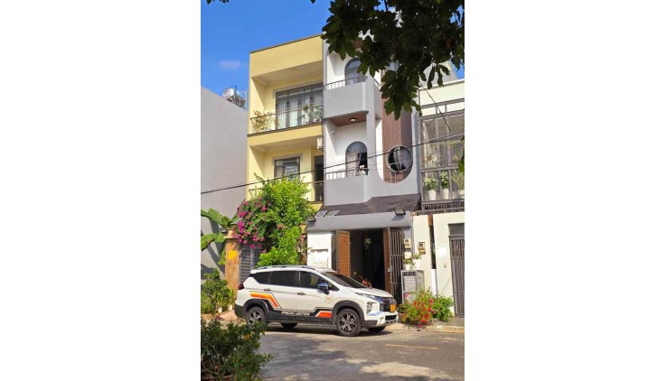 BÁN NHÀ ĐANG CHO THUÊ 9 TR/ THÁNG - ĐƯỜNG BƯNG ÔNG THOÀN – QUẬN 9 - MỚI XÂY DỰNG 3 TẦNG - CHỈ NHỈNH 6 TỶ (GẤP GẤP)