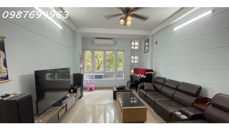 QUẬN 1, TRẦN ĐÌNH XU - XA HOA ĐẮT ĐỎ - HXH KINH DOANH 4 TẦNG - CHỈ NHỈNH 6 TỶ - VỊ TRÍ VIP - HIẾM CÓ CĂN TẦM PHÂN KHÚC