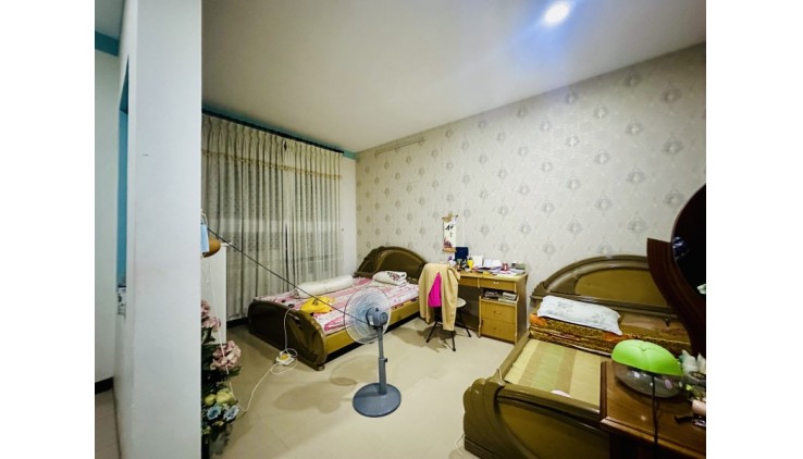 Bán nhà MTKD 105m2 5 tầng gần Tạ Quang Bữu   phường 4 quận 8 giá 22,5 tỷ