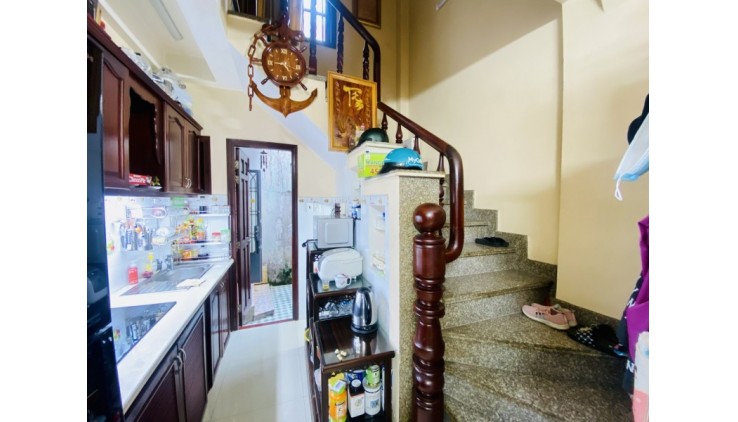N08- Nhà bán Hẻm 401/  CMT8 - 22m2 -  4  Tầng BTCT - 2PN - 3Wc - hẻm ba gác Giá 4 tỷ 1