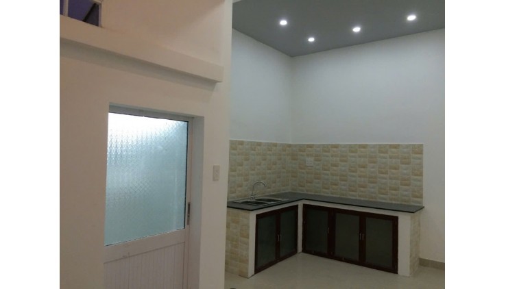 Q7 GIẢM CHÀO 500 TRIỆU , HẺM XE HƠI,SỔ VUÔNG A4, 3 TẦNG  61M2 ĐANG CHO THUE , CHỈ CÓ  6,1 TỶ ,