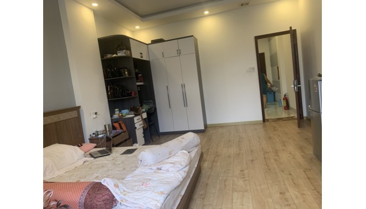 Bán nhà mặt tiền 4,5*16 giáp Bông Sao 4 tầg  phườg 5 quận 8 giá 12,5 tỷ