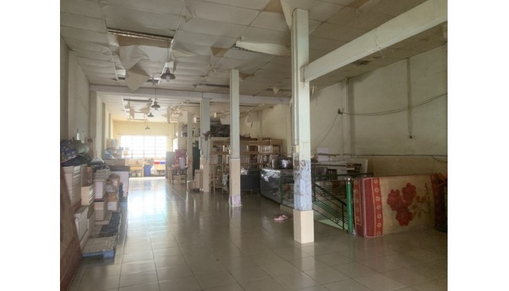 Bán nhà Cũ 2 Tầng, tiện xâ, Hẻm 8m Khuông Việt - Hòa Bình - giáp Q11, 8x26m, 16.5 tỷ.
