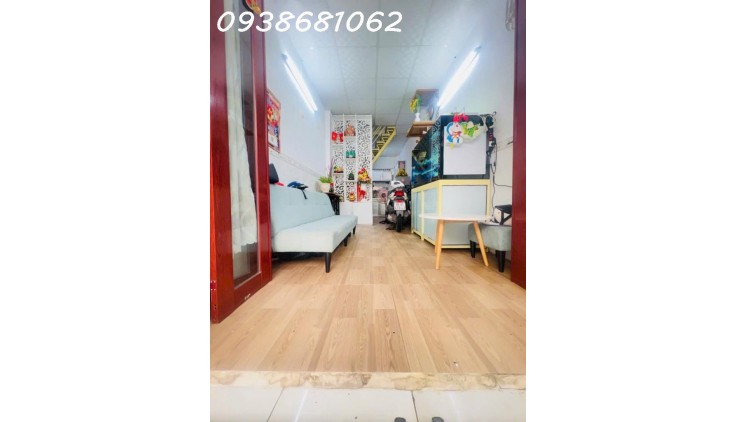 Bán nhà Lâm Văn Bền Quận 7 4x10 40m2 chỉ nhỉnh 3 tỷ đang thuê 8 triệu/tháng
