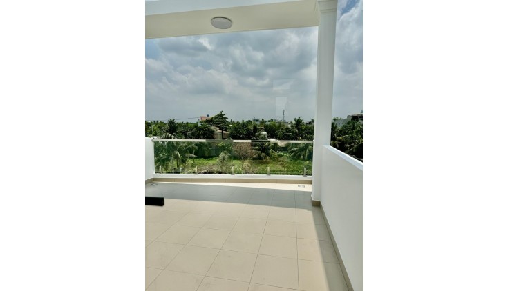 SỐC - NHÀ ĐẸP MÓI XÂY - 70M2 -  3 TẦNG - Đ. HÀ HUY GIÁP - THẠNH XUÂN - Q12.  NHỈNH  : 4 TỶ  TL.