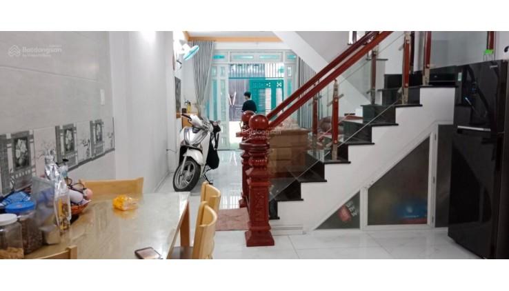 HXH Thoại Ngọc Hầu,Tân Phú 64m2 3pn ST gần chợ, trường học chỉ 5 tỷ xx