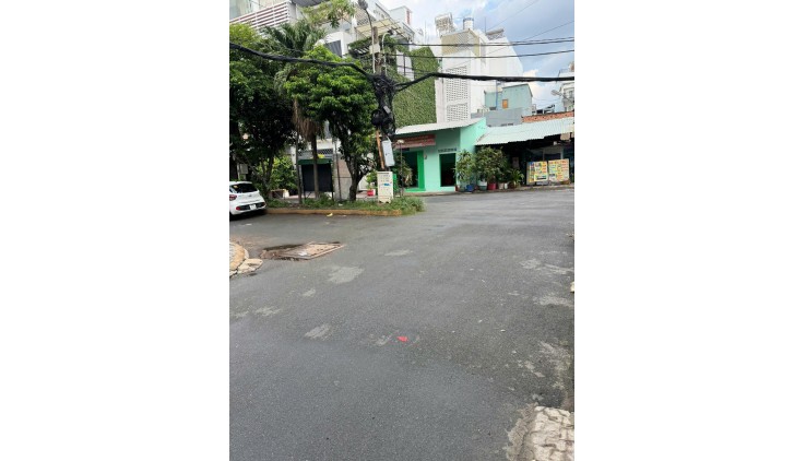 **Bán nhà mặt tiền quận Tân Bình ** phường 1 Tân Bình - 6,2 x 18.