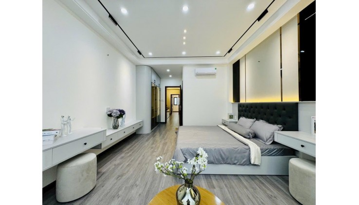 ***Bán nhà góc 2 mặt tiền khu K300 Tân Bình, (5*18), 4 tầng + hầm xe