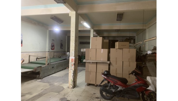 Bán nhà Cũ 2 Tầng, tiện xâ, Hẻm 8m Khuông Việt - Hòa Bình - giáp Q11, 8x26m, 16.5 tỷ.