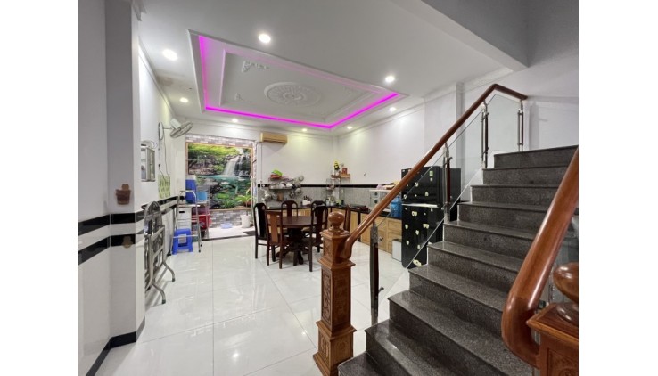 Bán nhà Mặt tiền Lê Văn Khương - gần Nguyễn Ảnh Thủ, 5.3x34m, 4 tầng - 7 PN, 17.9 tỷ.