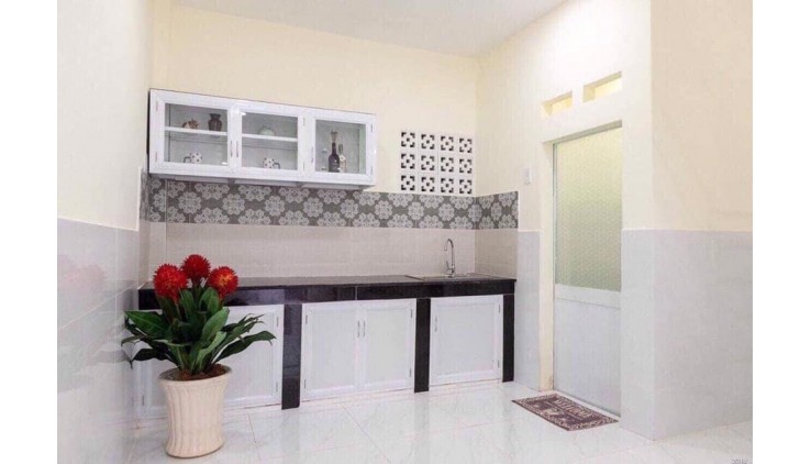 Bán gần mt Nguyễn Đình Chiểu, Q.PN. Giá 5 tỷ Nhanh còn, chậm mất