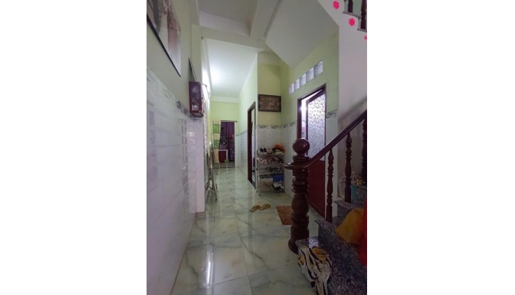 Bán Nhà Ấp 4, Quy Đức, Bình Chánh, 126.7m2, 2 Tầng, giá 1Tỷ Nhỉnh