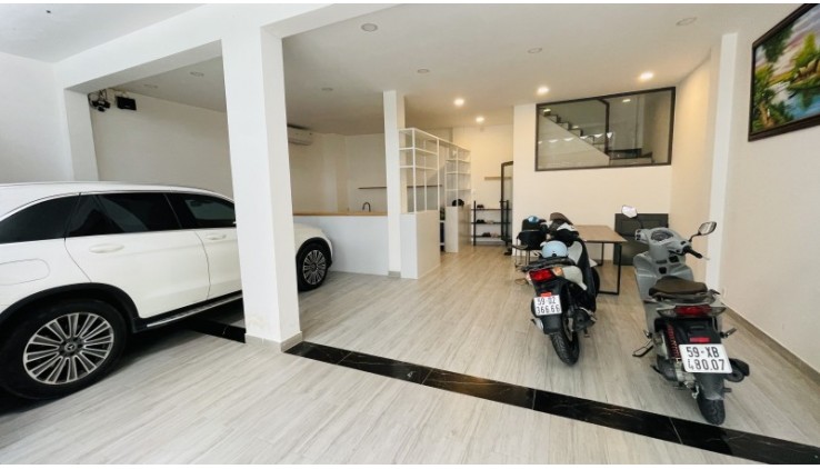 Bán nhà Mặt tiền ĐS5, Cư Xá Chu Văn An - Bình thạnh, 8.2x10m, 4 Tầng, 5 PN, giá 14.9 tỷ.