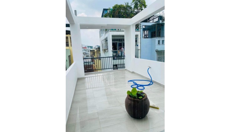 KHU VIP TÂN ĐỊNH - NHÀ MỚI - Trần Khánh Dư SÁT MẶT TIỀN - 5 TẦNG BTCT - 4 PN Giá 8 tỷ 7