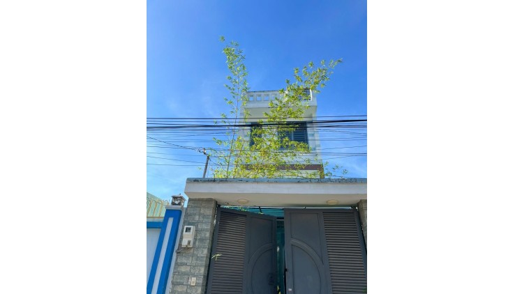 BÁN NHÀ MỚI ĐẸP - 104M2 -  4 TẦNG - THẠNH LÔC 15 - QUẬN 12. GIÁ  :5,4 TỶ TL.