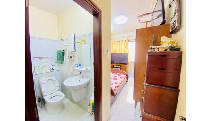 N08- Nhà bán Hẻm 401/  CMT8 - 22m2 -  4  Tầng BTCT - 2PN - 3Wc - hẻm ba gác Giá 4 tỷ 1