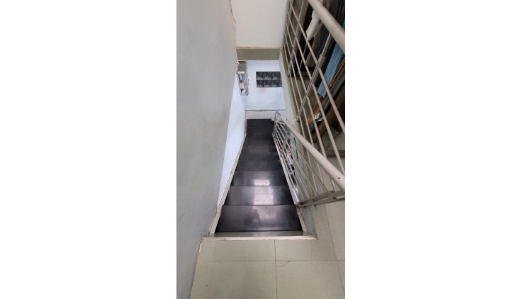 BÌNH THẠNH - 60m2 Hẻm 128/ Đinh Tiên Hoàng - 4PN  - 60M2 - có 1PN dưới đất  - 6 tỷ 2