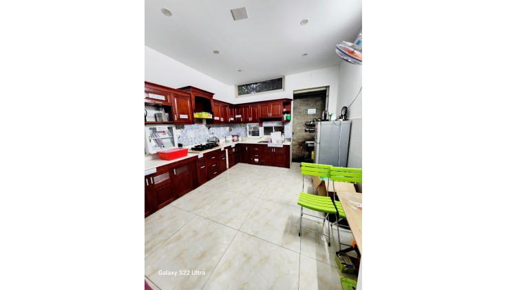 Bán Nhà Thành Thái Q.10 60m² 4 Tầng Hẻm Xe Hơi Chỉ 11,7 Tỷ  Dòng Tiền 30 Triệu/Tháng