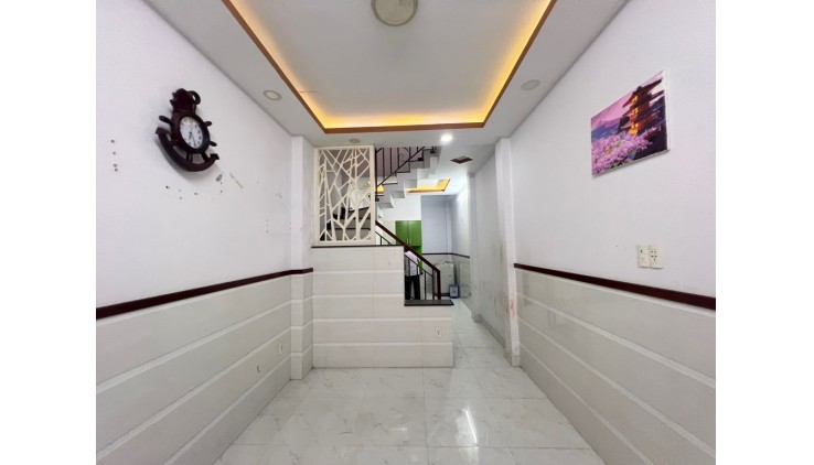 Lạc Long Quân  Phường 8 Tân Bình - NHÀ MỚI KENG 3 TẦNG BTCT - 3PN 3 WC - GIÁ 3.2 TỶ