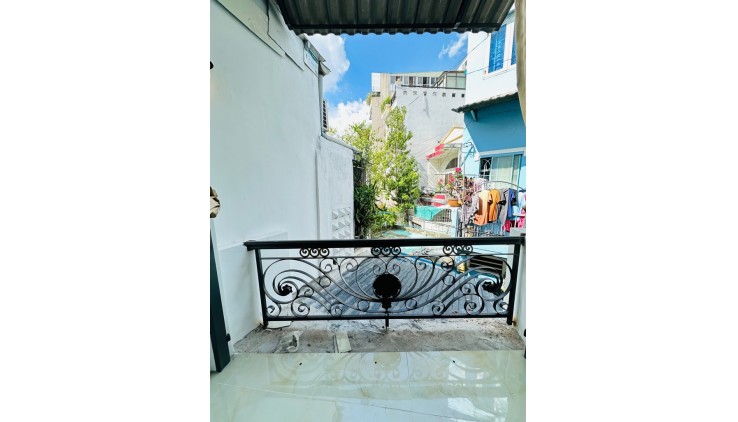 N05- Nhà bán HXH 207/  Nguyễn Văn Đậu 36m2 , nở hậu 4m2 , 2Pn , xe hơi tới nhà Giá 3 tỷ 750
