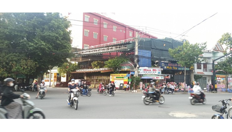 Nhà ngộp Đường số 11. 100m2, 5.5 tỷ,  Linh Xuân, Thủ Đức