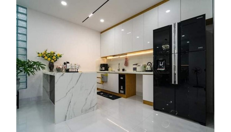 Bán gấp mặt tiền thương mại, nhà cấp bốn, ngang 5m, Phường Tân Chánh Hiệp, Quận 12