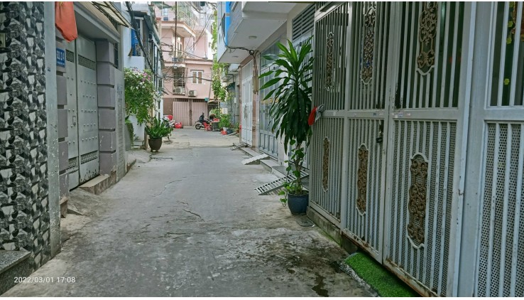 Bán nhà LũyBánBích Q.TânPhú >50m2 5PN ngang 7m sát mặt tiền giá chỉ 5 tỷxx