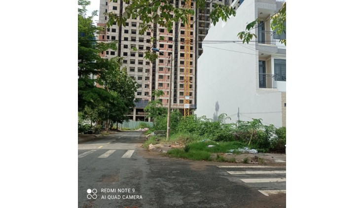 Bán 1 Nền Góc Duy Nhất Phú Lợi gần Căn Hộ - 100m2 - 5.9 TỶ