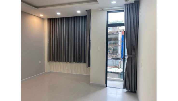 Nhà nguyên căn hẻm xe hơi đường Tân Trang, Phường 9, Tân Bình. Vị trí thuận lợi gần trung tâm!