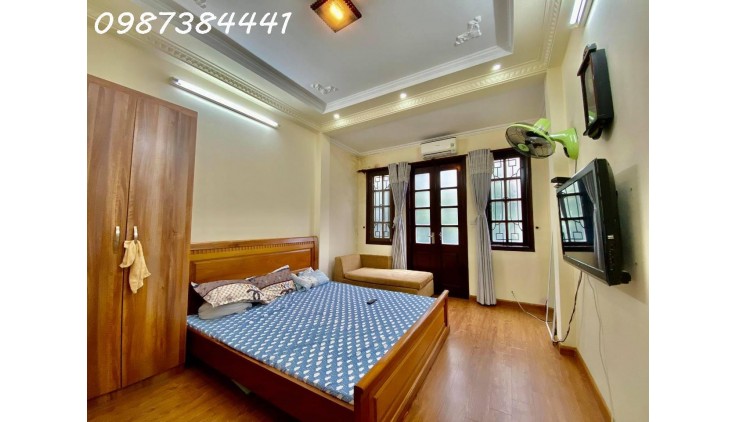 Cực hiếm - Chỉ 46 tỷ sở hữu ngay biệt thự trung tâm Bình trưng tây , Q2 ( Kinh doanh cho thuê phòng ) - DT 200 m2