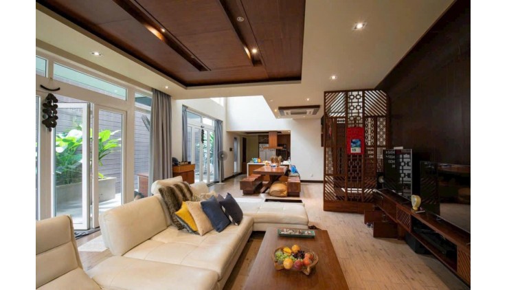 Cho thuê biệt thự mini mặt hẻm xe hơi đường Huỳnh Văn Bánh, Phú Nhuận