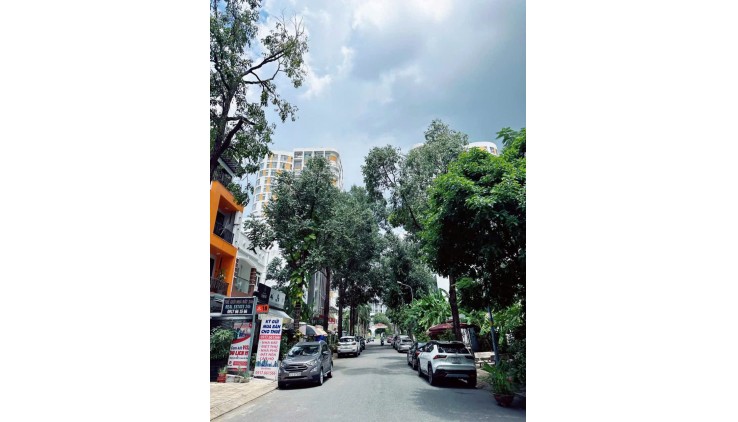 Bán Biệt Thự 6x20 3 tầng KDC CONIC Phong Phú Bình Chánh 11 tỷ