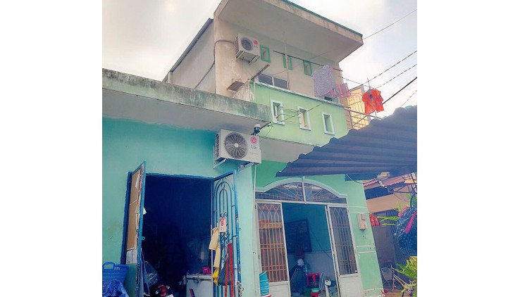 Hàng hot không có căn Thứ 2

  
Căn Góc 2 mặt tiền Nguyễn Phúc Chu, P15, Tân Bình  3,99 Tỷ - Hướng Đông Nam