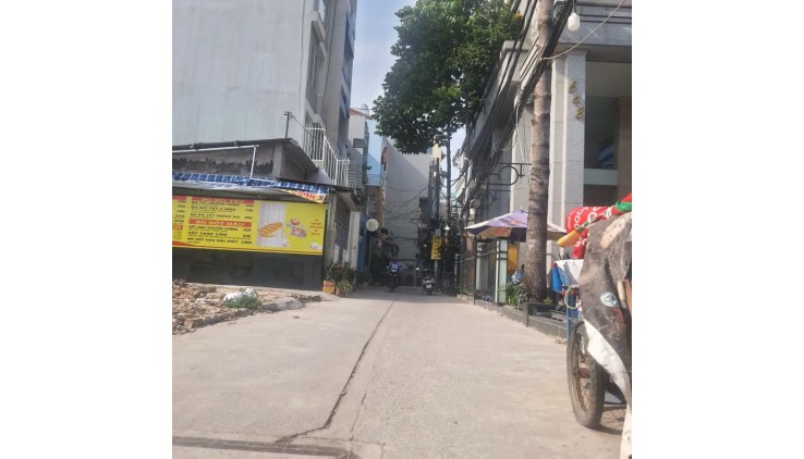 QUẬN 3 - NGAY CV LÊ THỊ RIÊNG - HẼM Ô TÔ - 54M2 - 4 TẦNG - CHO THUÊ GẦN 20TR/TH