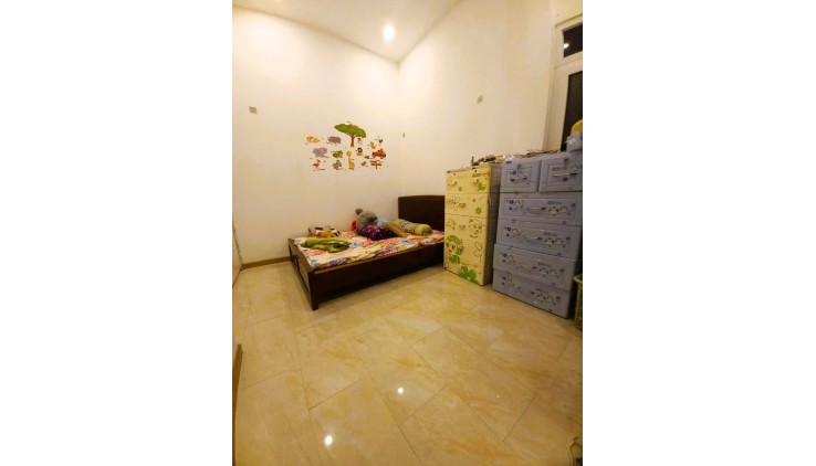 Bán nhà 107m2 2pn đường số 4 Linh Tây
