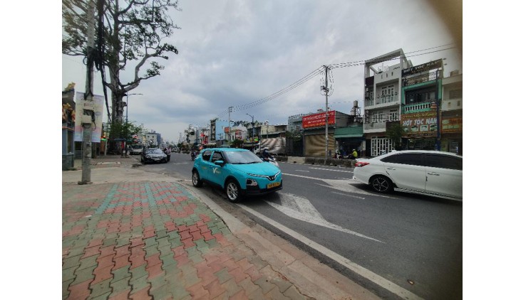 Ngang gần 8m, Hẻm 10m,Nhà Đặng Thúc Vịnh, Thới Tam Thôn, Hóc Môn, 85m2, Giá 2.85 Tỷ Còn Thương Lượng.