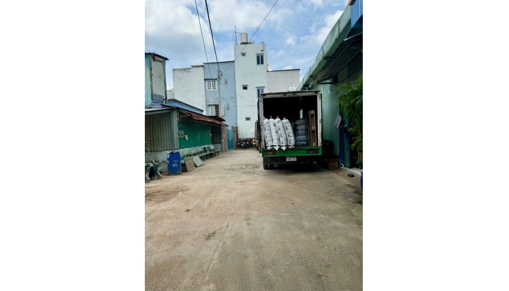 Bán Đất Tặng Xưởng 132m2, 5.5x24 ,Hẻm Xe Tải Tránh, Cách 30m Tới Mặt Tiền Dương Thị Mười, 7 Tỷ TL