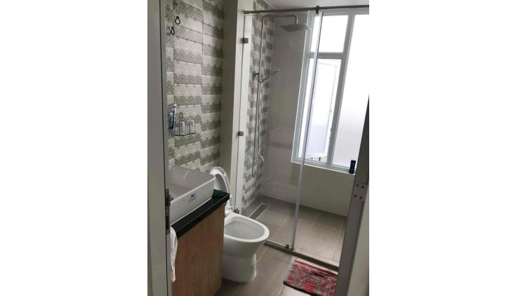 Nhà nguyên căn hẻm xe hơi đường Đồng Xoài, Phường 13, Tân Bình