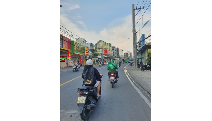 BÁN GẤP 3 CĂN GÓC 2MT VÕ VĂN NGÂN. NGAY NHÀ VĂN HÓA THỦ ĐỨC ĐANG CHU THU NHẬP KHỦNG GÀN 200TR/TH. BÁN 70 TỶ