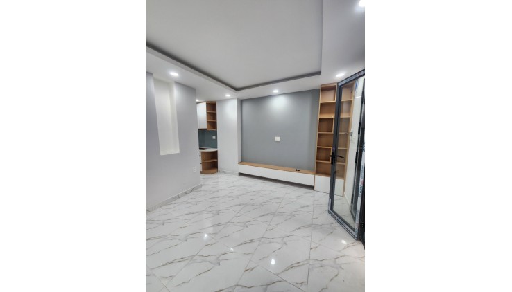 NHÀ XINH giá rẻ Huỳnh Văn Nghệ, Gò Vấp, 5x10, lô góc,2 tầng, 3pn, NHỈNH 2 TỶ