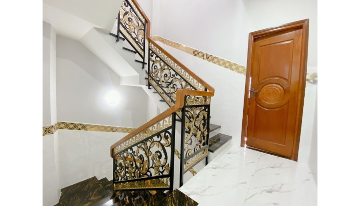 Siêu Phẩm  nhà Lê Văn Quới hẻm nhựa 12m lề 3m thông 80m2, 4Tầng Nhỉnh 8 tỷ