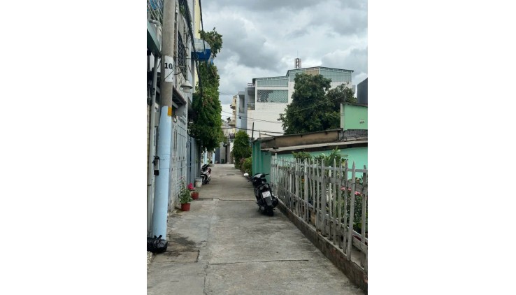 BÁN GẤP NHÀ HẺM XE HƠI, ĐƯỜNG ĐẶNG VĂN BI, PHƯỜNG TRƯỜNG THỌ, THỦ ĐỨC, CHỈ 7 TỶ.