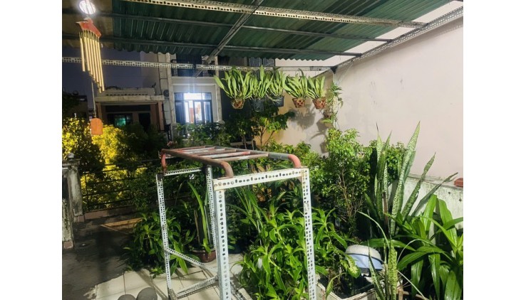 Bán nhà mặt phố 45m2 Bùi điền 3 tầng phường 4 quận 8 giá 10,5 tỷ
