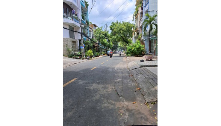 Bán nhà mặt phố 45m2 Bùi điền 3 tầng phường 4 quận 8 giá 10,5 tỷ
