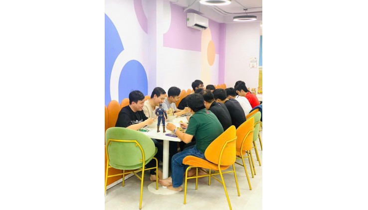CẦN SANG NHƯỢNG NHÀ HÀNG + QUÁN CAFE  khu vực Tân Bình (khu văn phòng đông đúc), Hồ Chí Minh