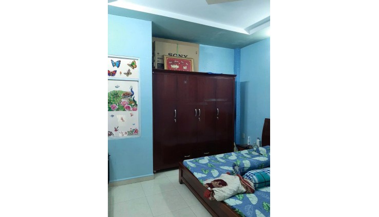 Bán nhà Tân Bình- Phan Huy Ich, 3.5*10m, hẻm xe hơi, 3 tầng,  xung quanh đủ tiện ích, 4.7T