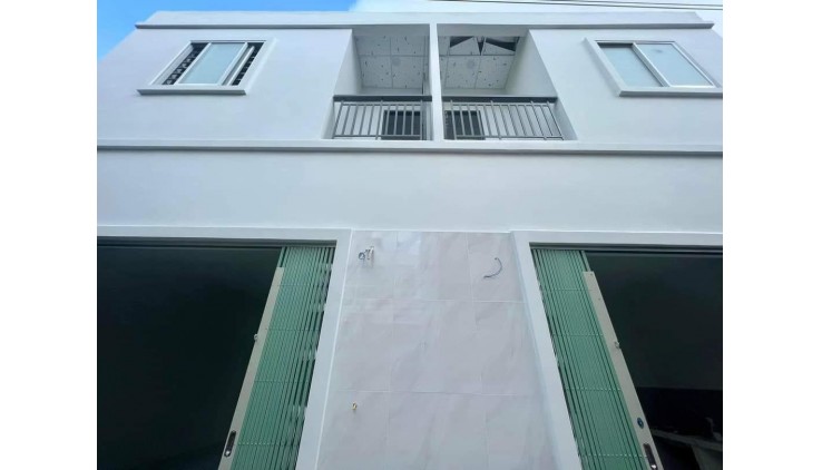 Bán Nhà Chính Chủ 1Trệt 1Lầu Sổ Riêng Duy Nhất Tại Bình Trưng Tây-Q2
